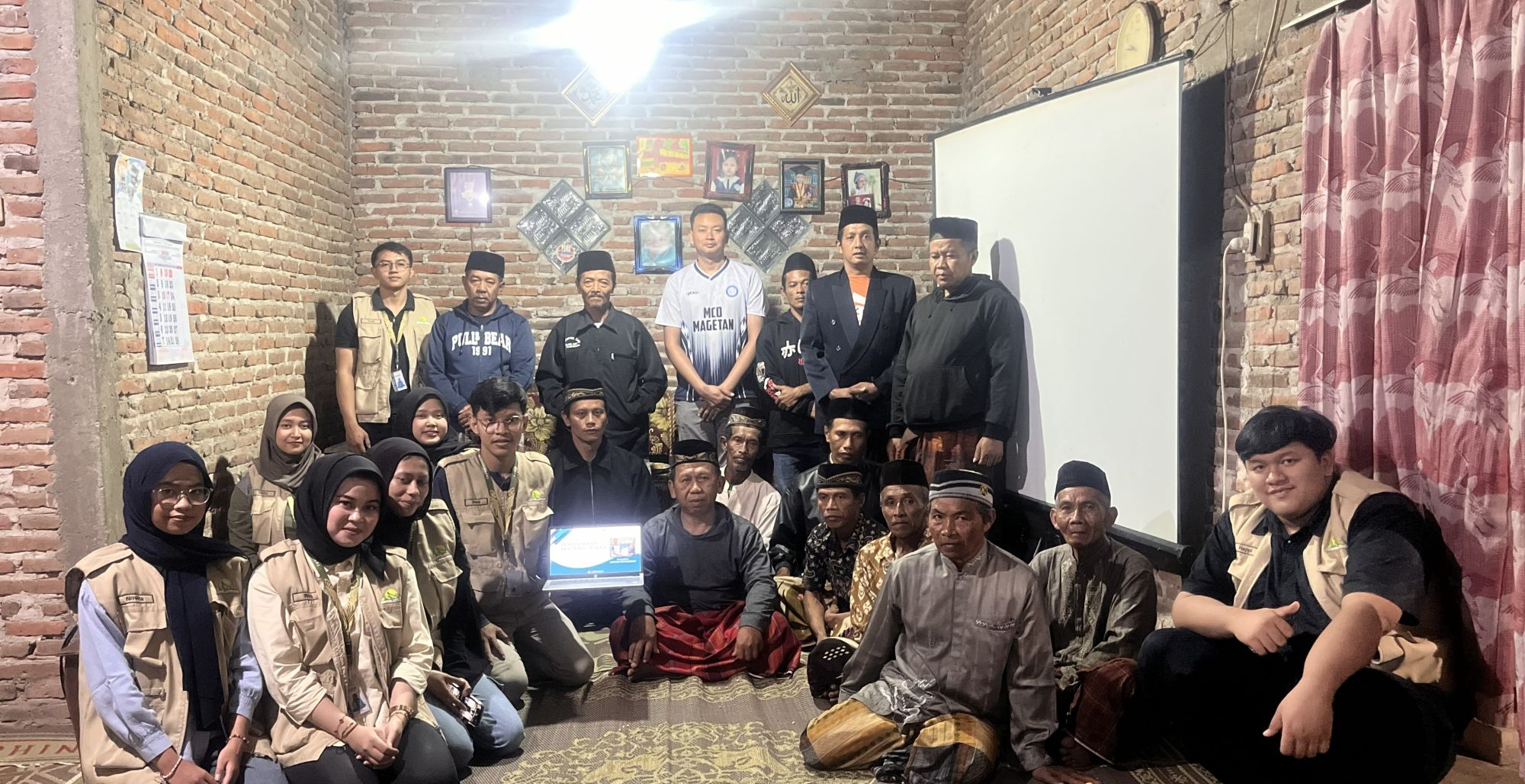 EDUKASI PERTOLONGAN PERTAMA PADA CEDERA, KKN UNS BERSINERGI DALAM PEMBERDAYAAN MASYARAKAT DESA CAMPURSARI